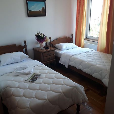 Hotel Cetojevic بانيا لوكا المظهر الخارجي الصورة