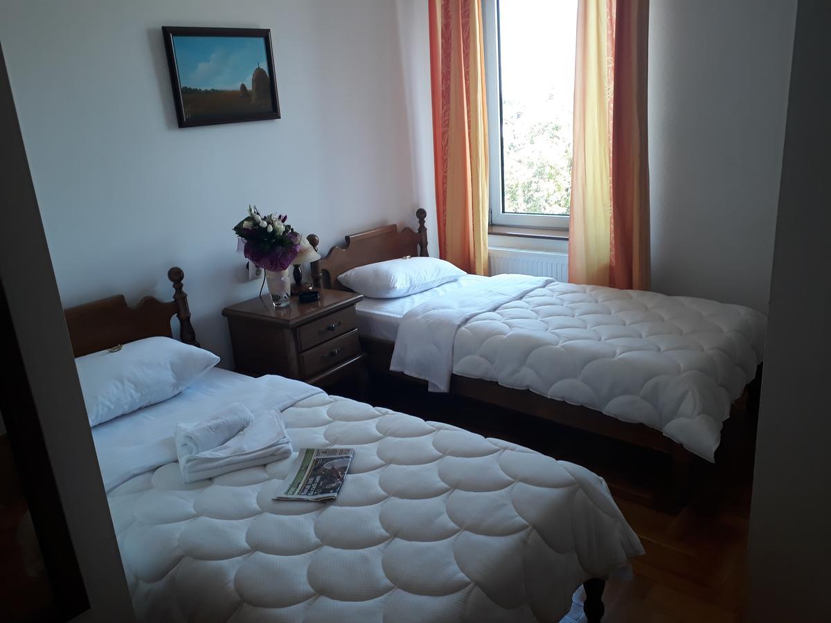 Hotel Cetojevic بانيا لوكا المظهر الخارجي الصورة